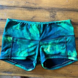 FLEO green and black LRC short size small